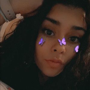 Meet your Posher, Kelly